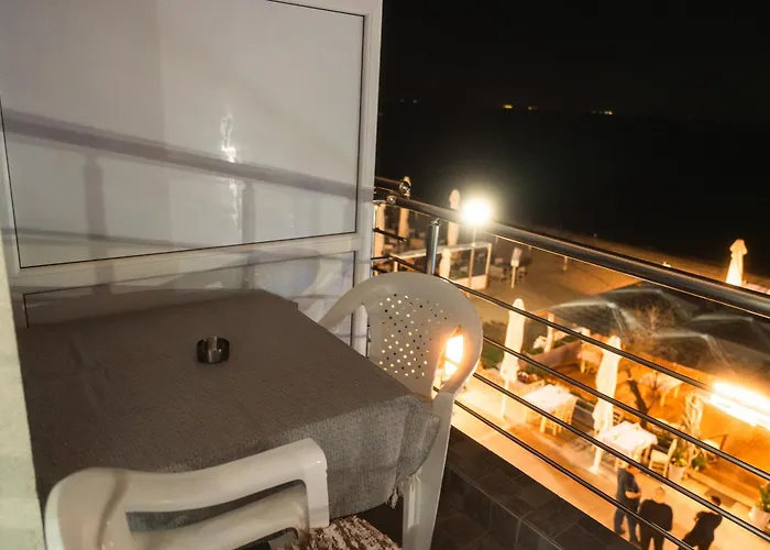 Aktis Sea View Lägenhet Peraía