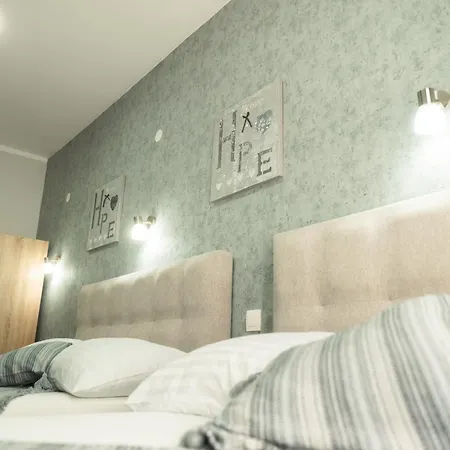 Aktis Sea View * Peraía